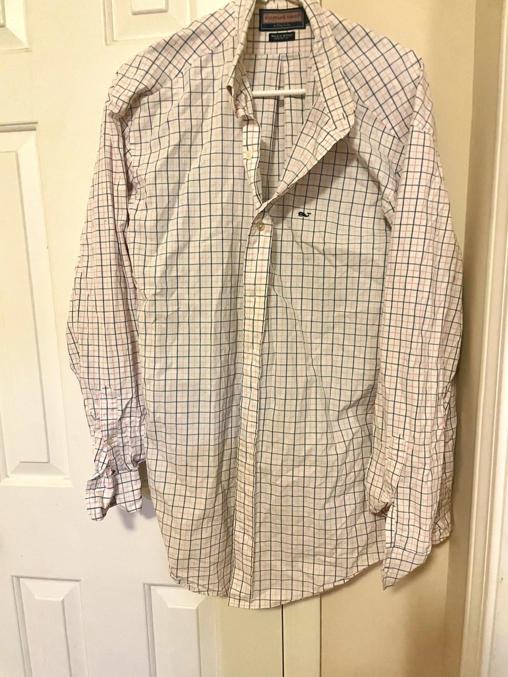 Vineyard Vines 100 percent cotton whale shirt long sleeve